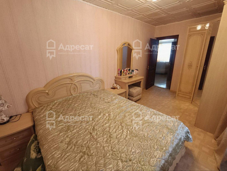 4-комн квартира ул. Казахская,  д.24
