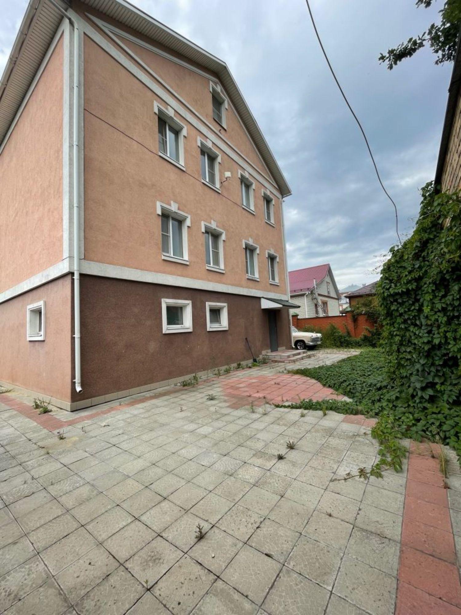 Купить дачу, дом, коттедж за 16 000 000 рублей на Овощная ул, 23