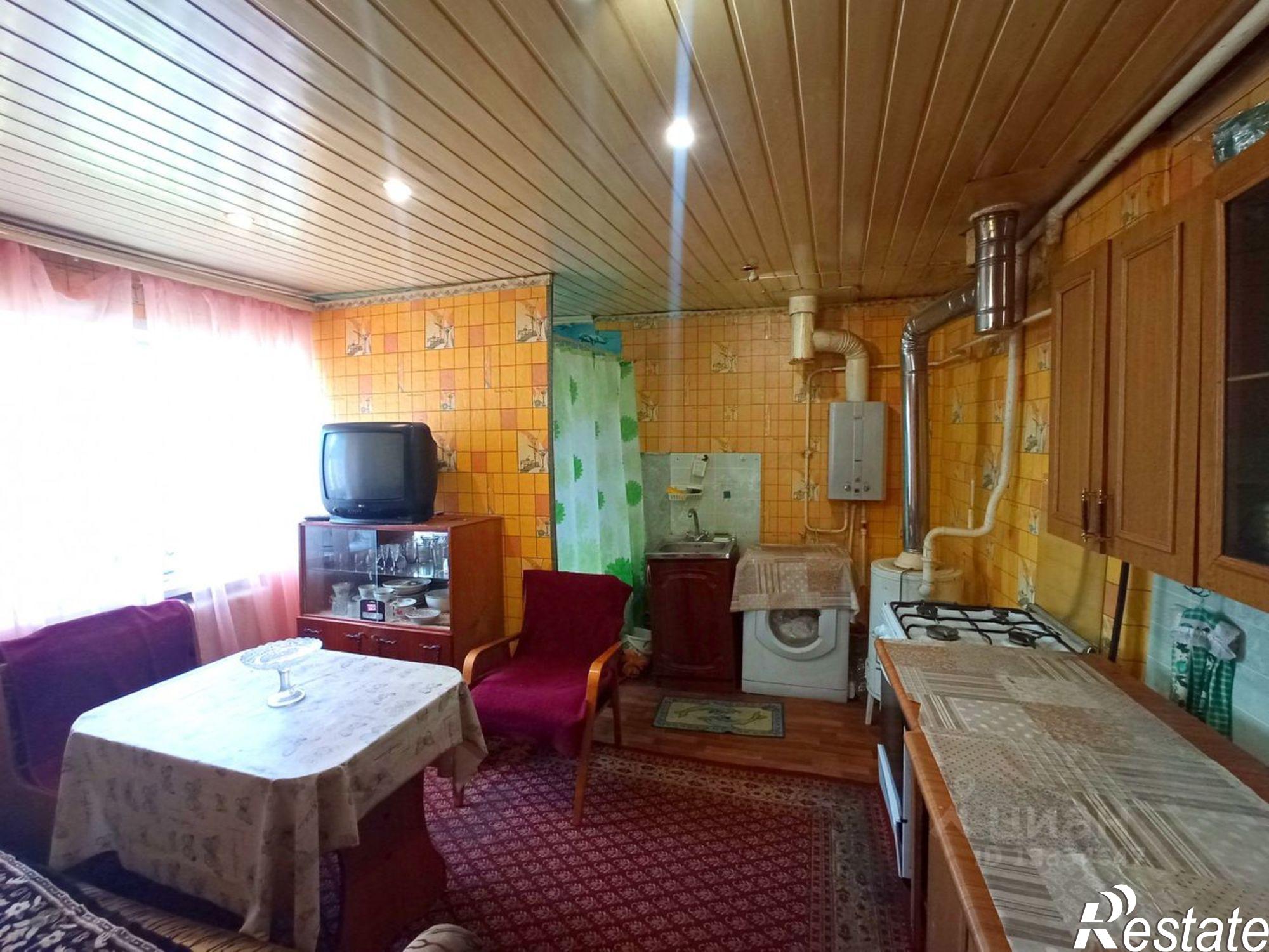 Купить дачу, дом, коттедж за 3 450 000 рублей на 2-я улица Новосёловка, 46
