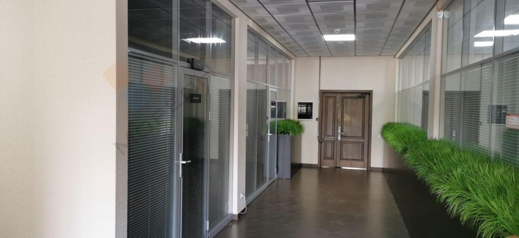 Сдать офис, помещение под офис за 114 300 рублей на Дзержинского ул, 157