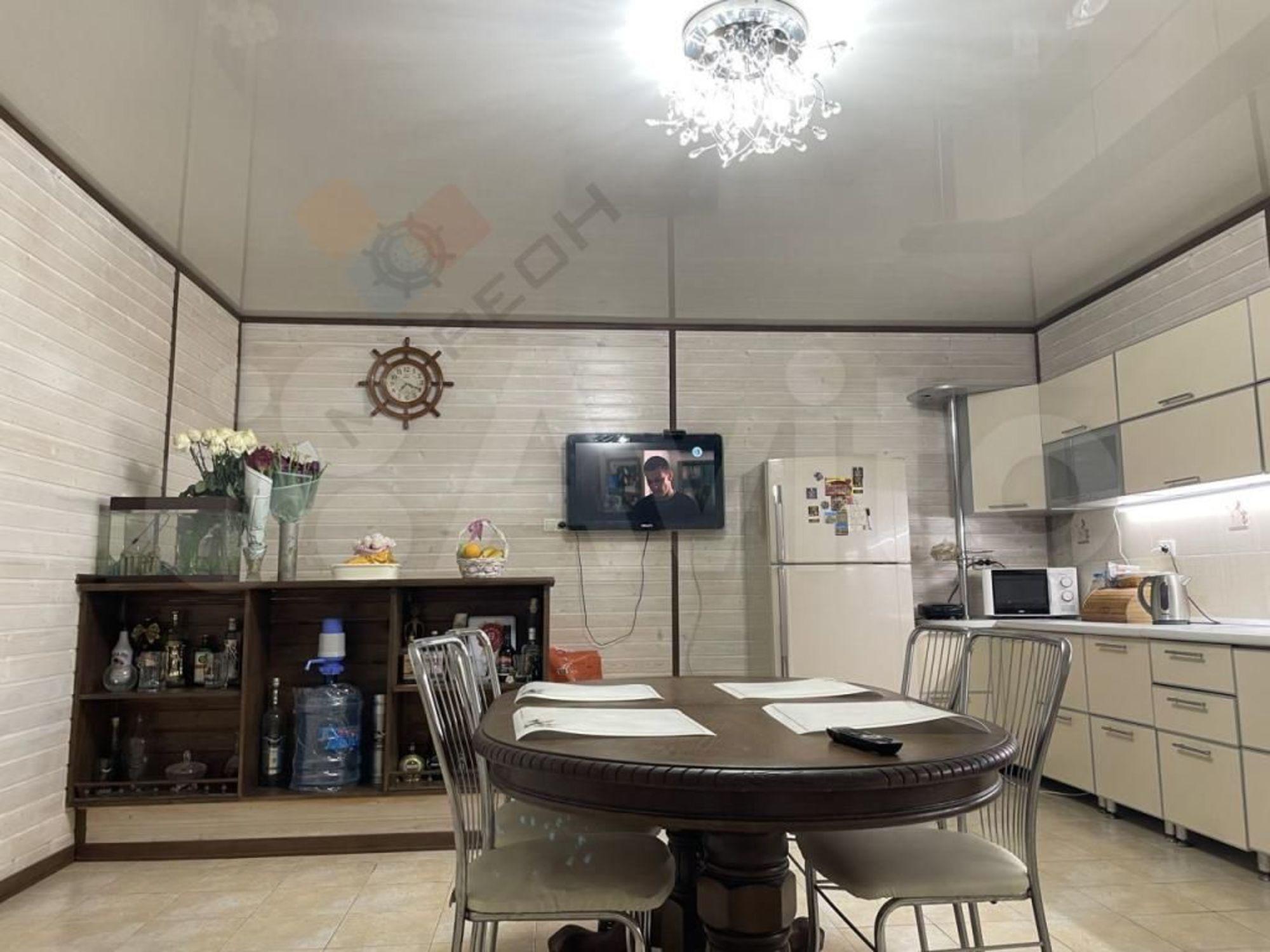 Купить дачу, дом, коттедж за 7 800 000 рублей на Солнечная ул, 25/А