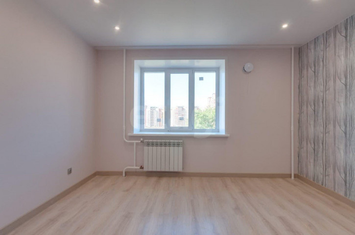 2-комн квартира улица Гагарина, 72