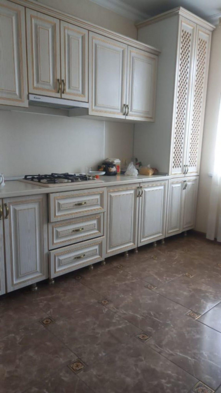 2-комн квартира Орджоникидзе ул, 84К5