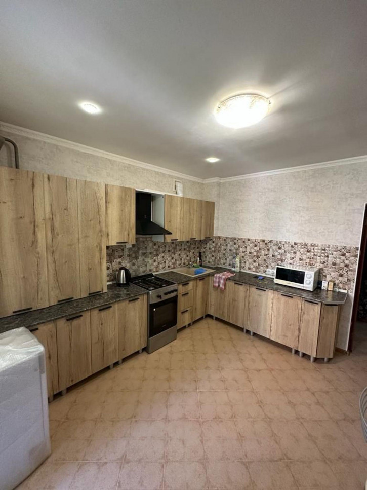 1-комн квартира Октябрьская пл, 31в