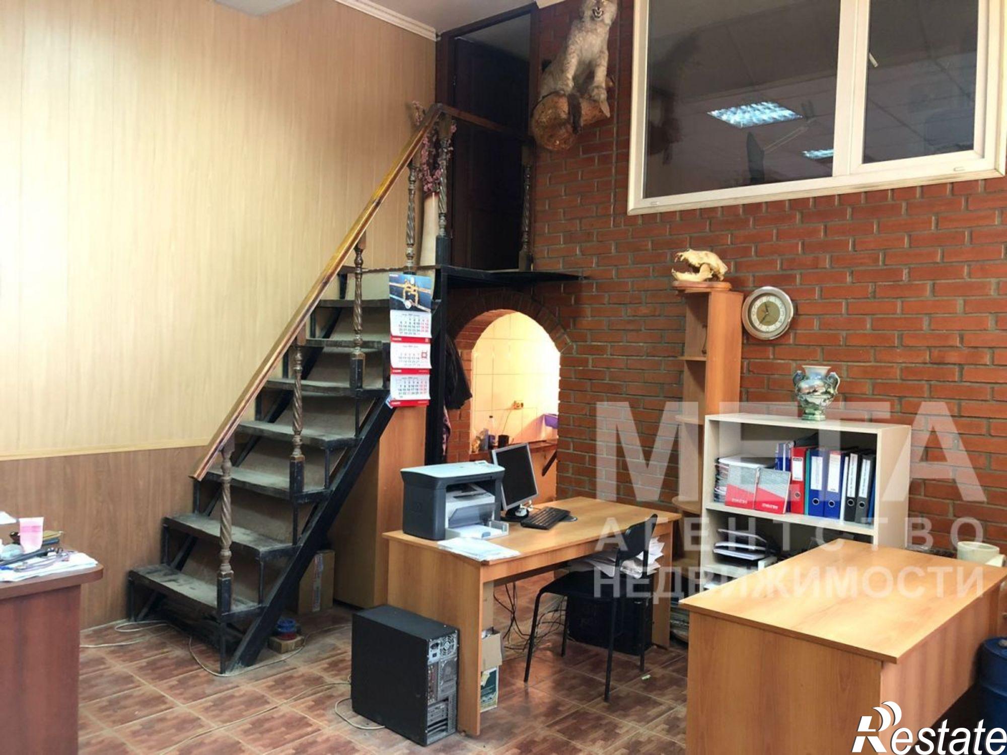 Купить офис, помещение под офис за 4 000 000 рублей на Плеханова ул, 1А