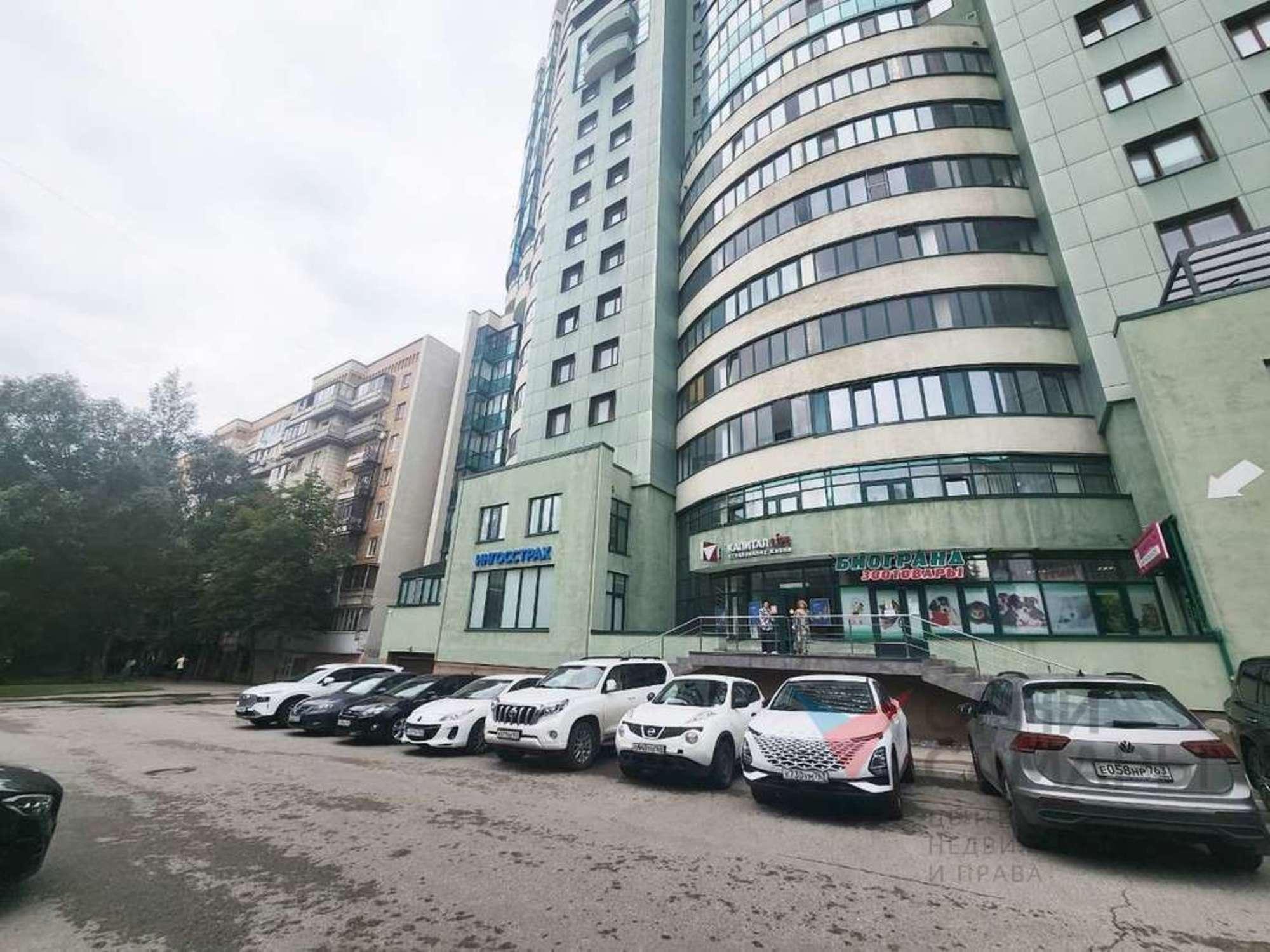 Купить торговое помещение за 128 000 000 рублей на Осипенко улица, 38