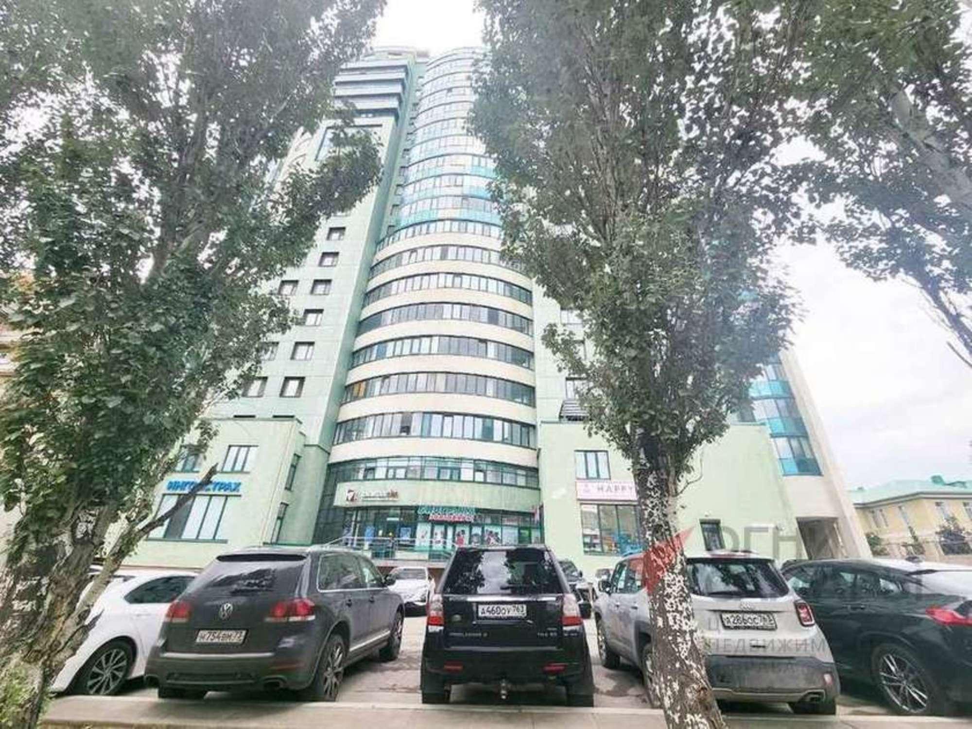 Купить торговое помещение за 128 000 000 рублей на Осипенко улица, 38