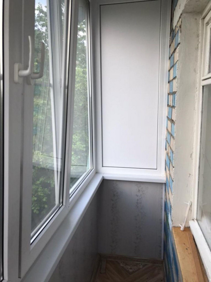 3-комн квартира Дзержинского пр-кт, 8 а