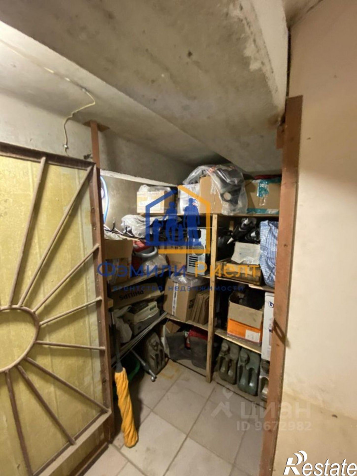 Отдельное здание улица Курчатова, 49Б,  д. 49Б