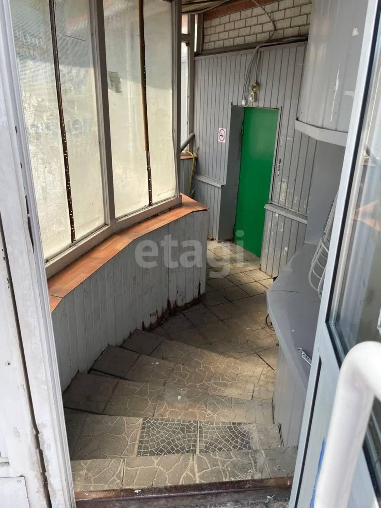 Купить торговое помещение за 30 640 000 рублей на Клары Цеткин 29/5