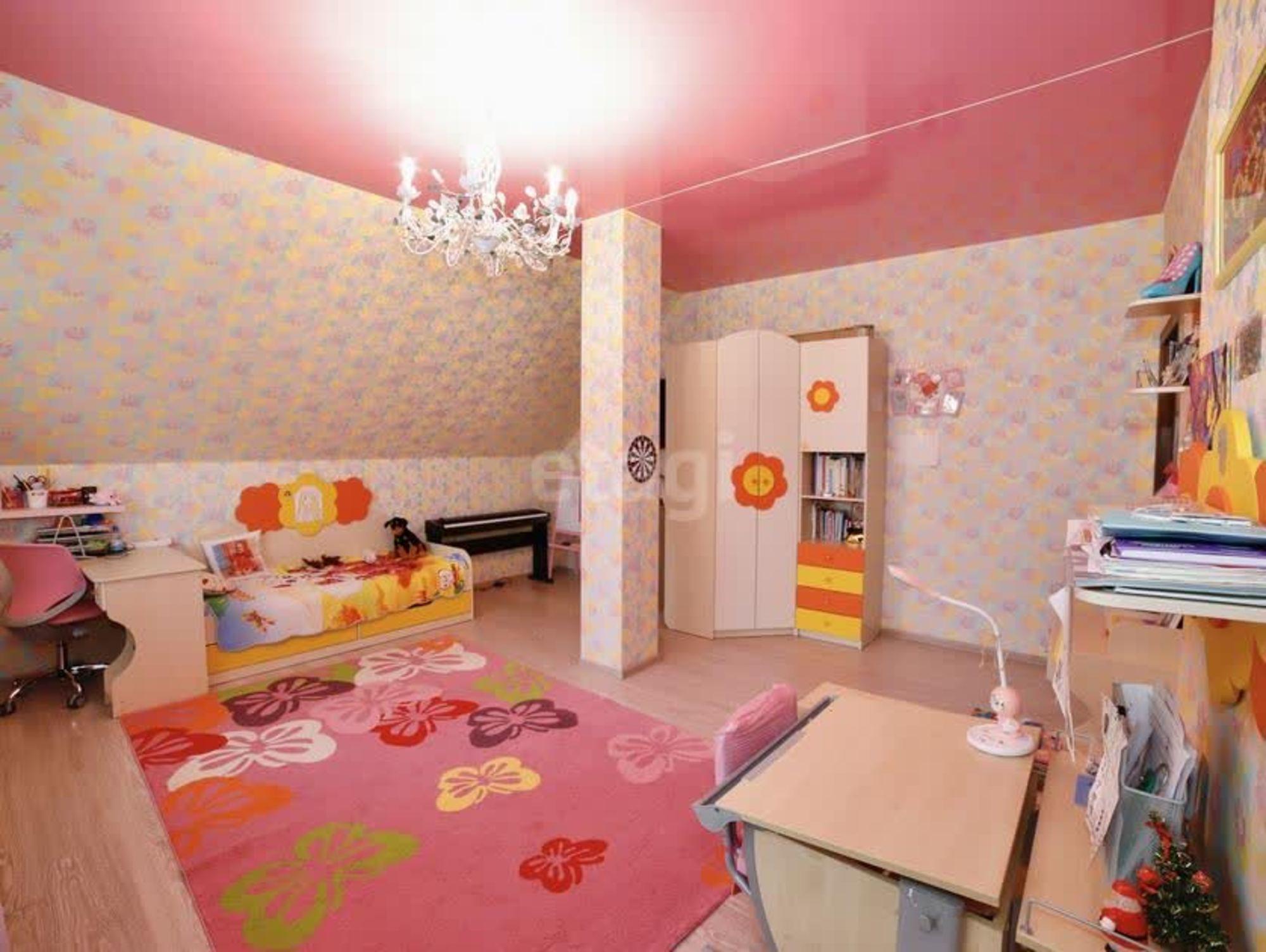 Купить дачу, дом, коттедж за 29 000 000 рублей на М. Цветаевой, 14