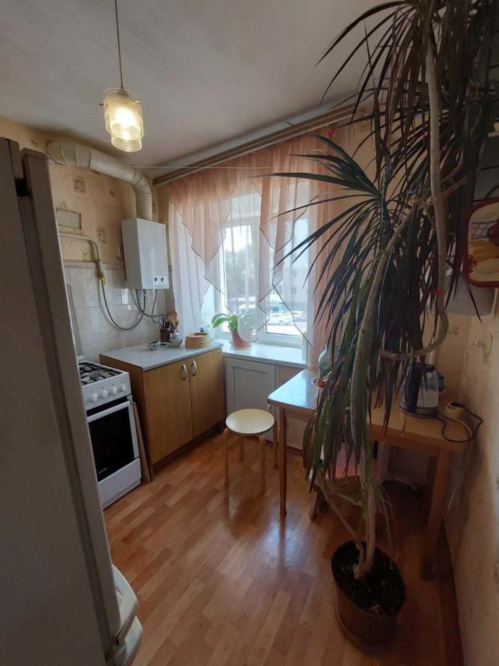 2-комн квартира Октября пр-кт, 18