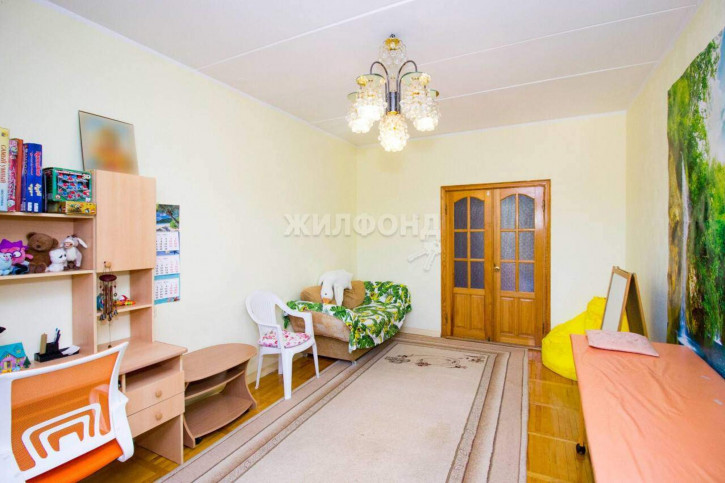 3-комн квартира Золотодолинская улица, д.31