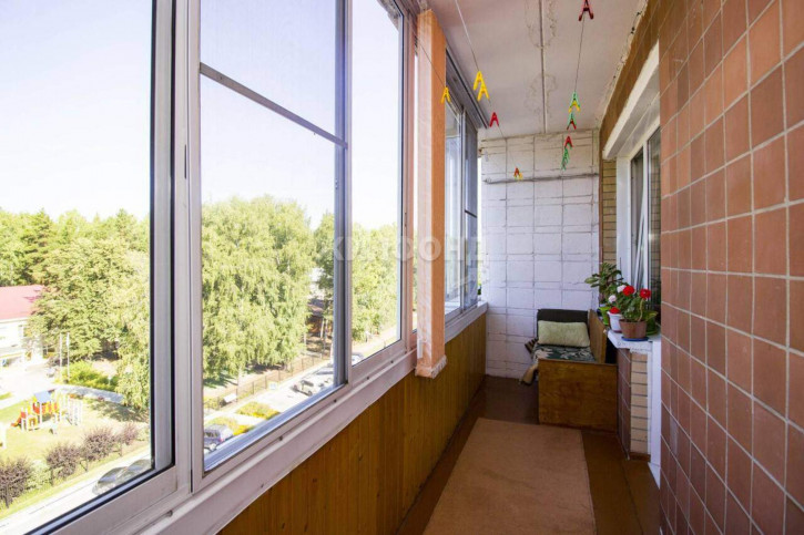 3-комн квартира Золотодолинская улица, д.31