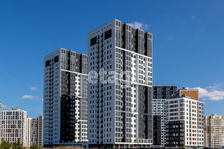 3-комн квартира Фармана Салманова, 24