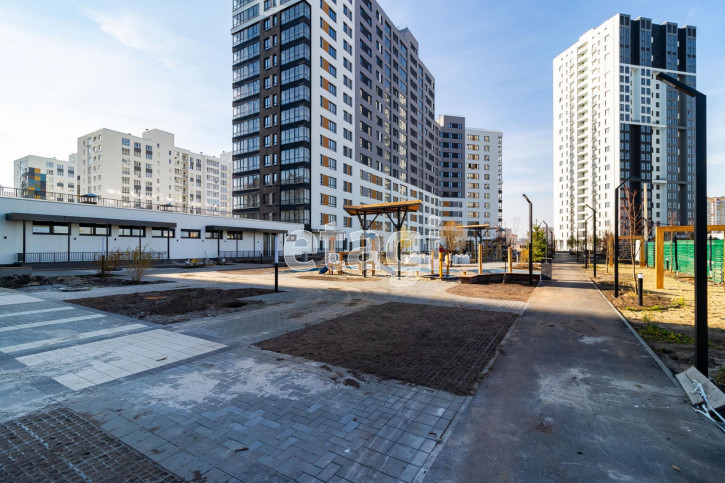 3-комн квартира Фармана Салманова, 24