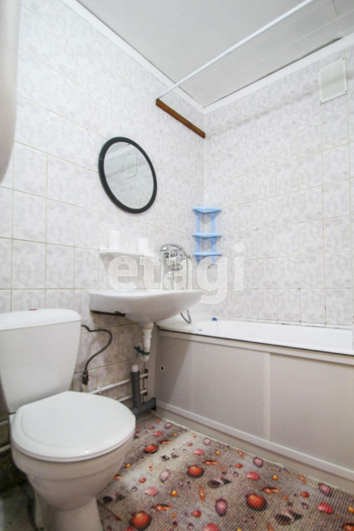 1-комн квартира Газовиков, 12