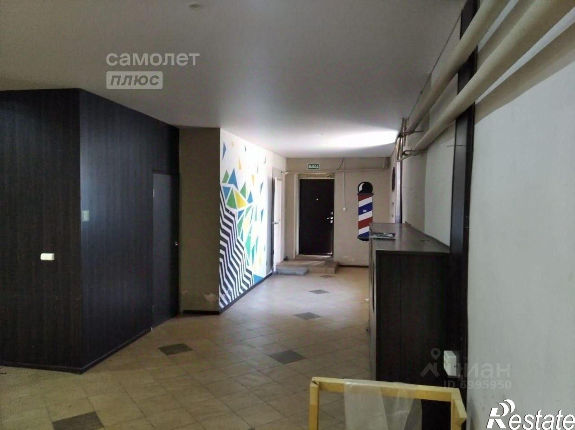 Купить офис, помещение под офис за 3 400 060 рублей на улица Комарова, 25