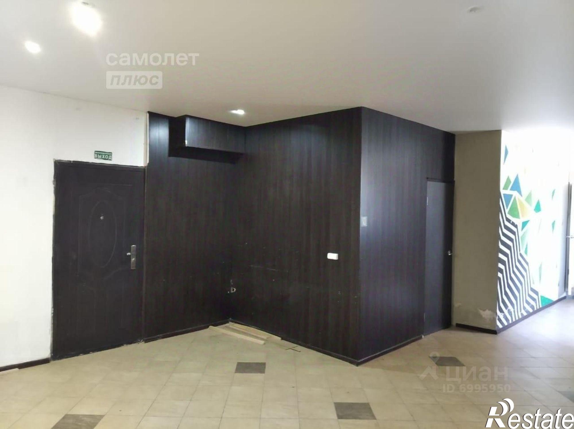 Купить офис, помещение под офис за 3 400 060 рублей на улица Комарова, 25