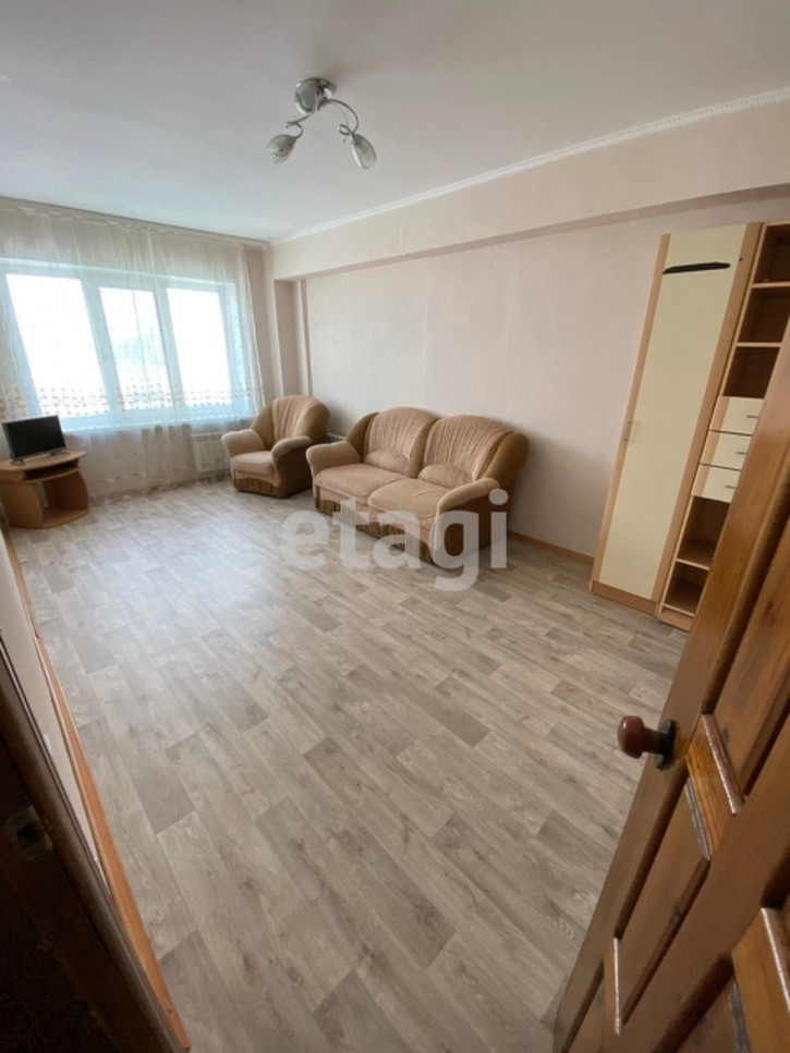 2-комн квартира улица Светлова