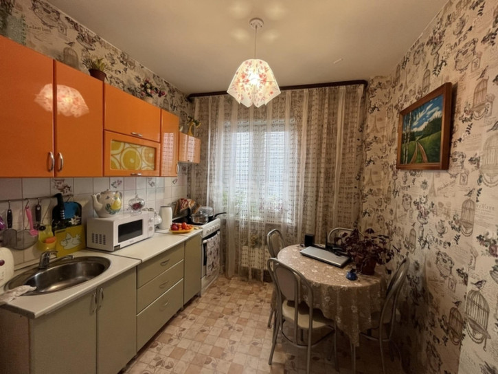 1-комн квартира улица Микуцкого