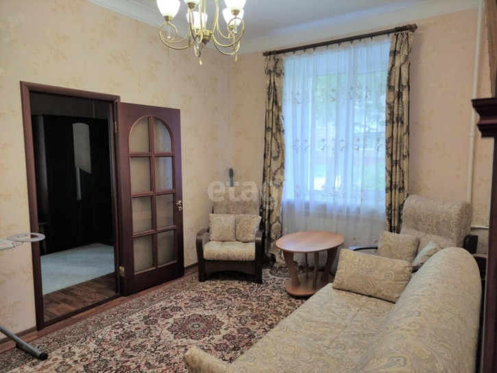 3-комн квартира улица Мякишева