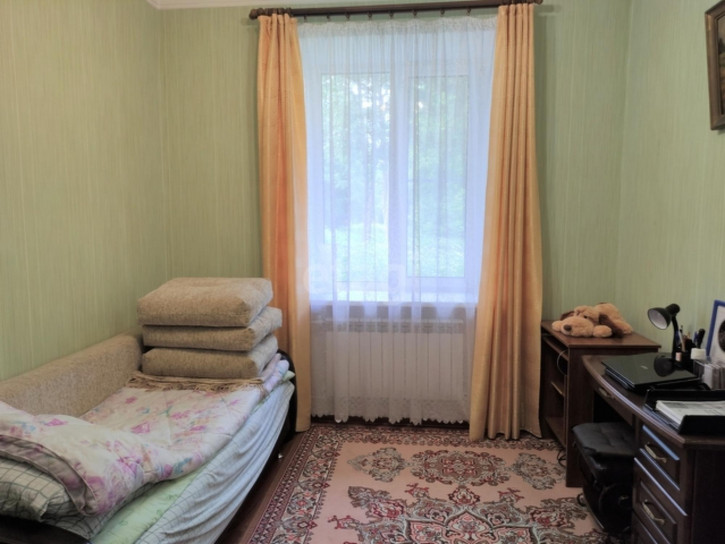 3-комн квартира улица Мякишева