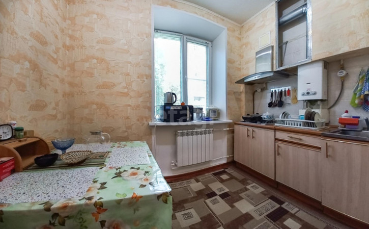 3-комн квартира улица Мякишева