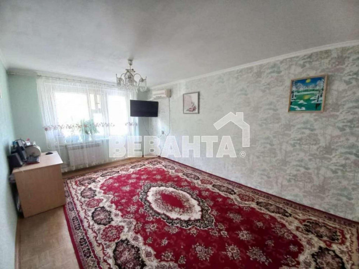 3-комн квартира Московский тракт,
          143 к 1