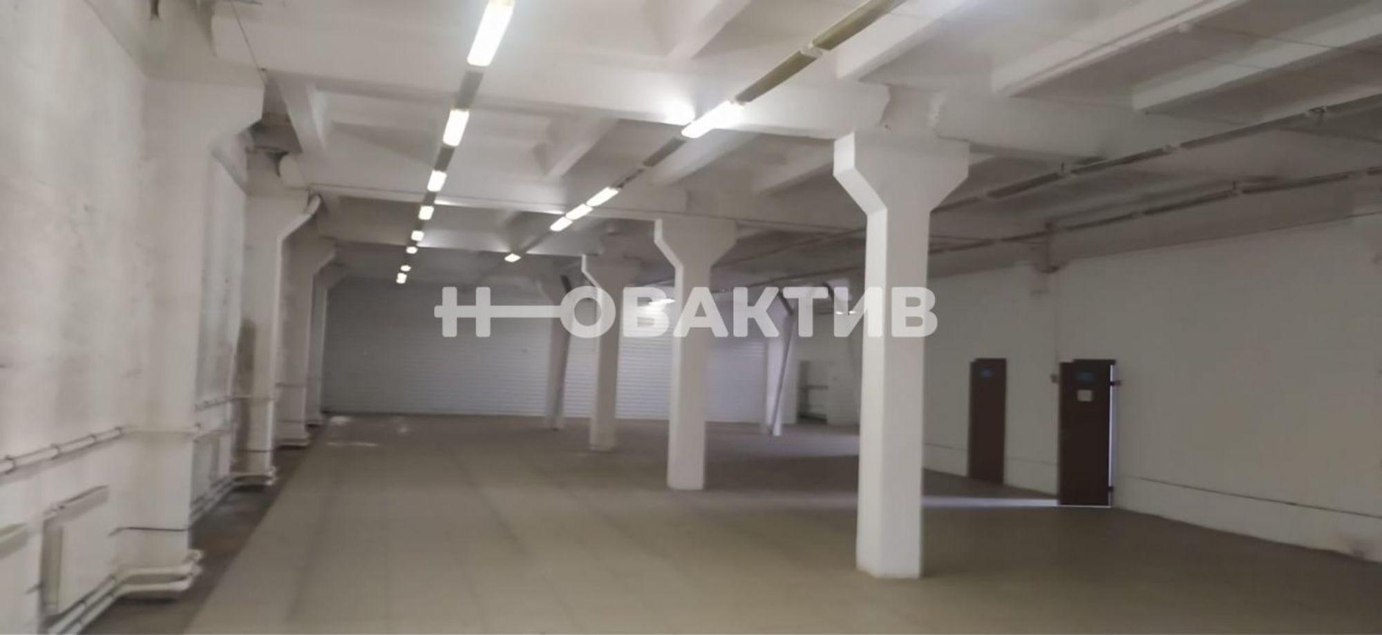 Сдать торговое помещение за 400 000 рублей на улица Владимира Ленина, 312