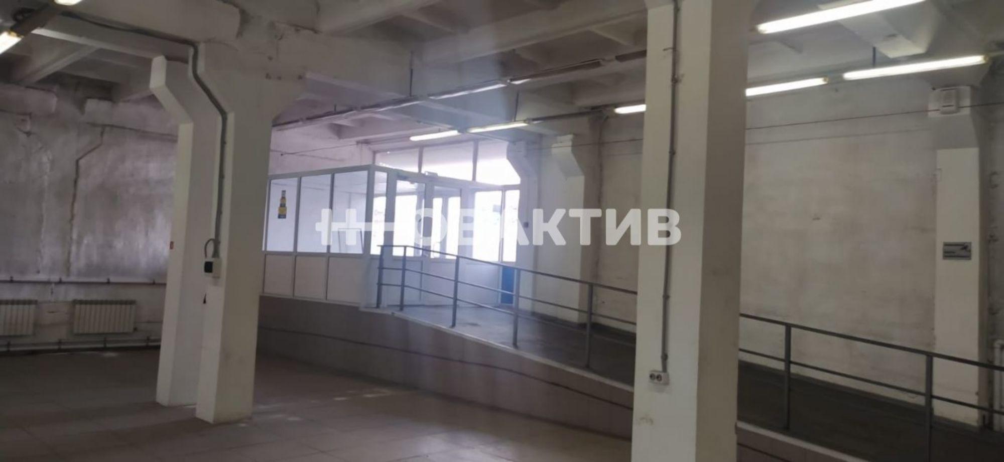 Сдать торговое помещение за 12 000 рублей на улица Владимира Ленина, 312