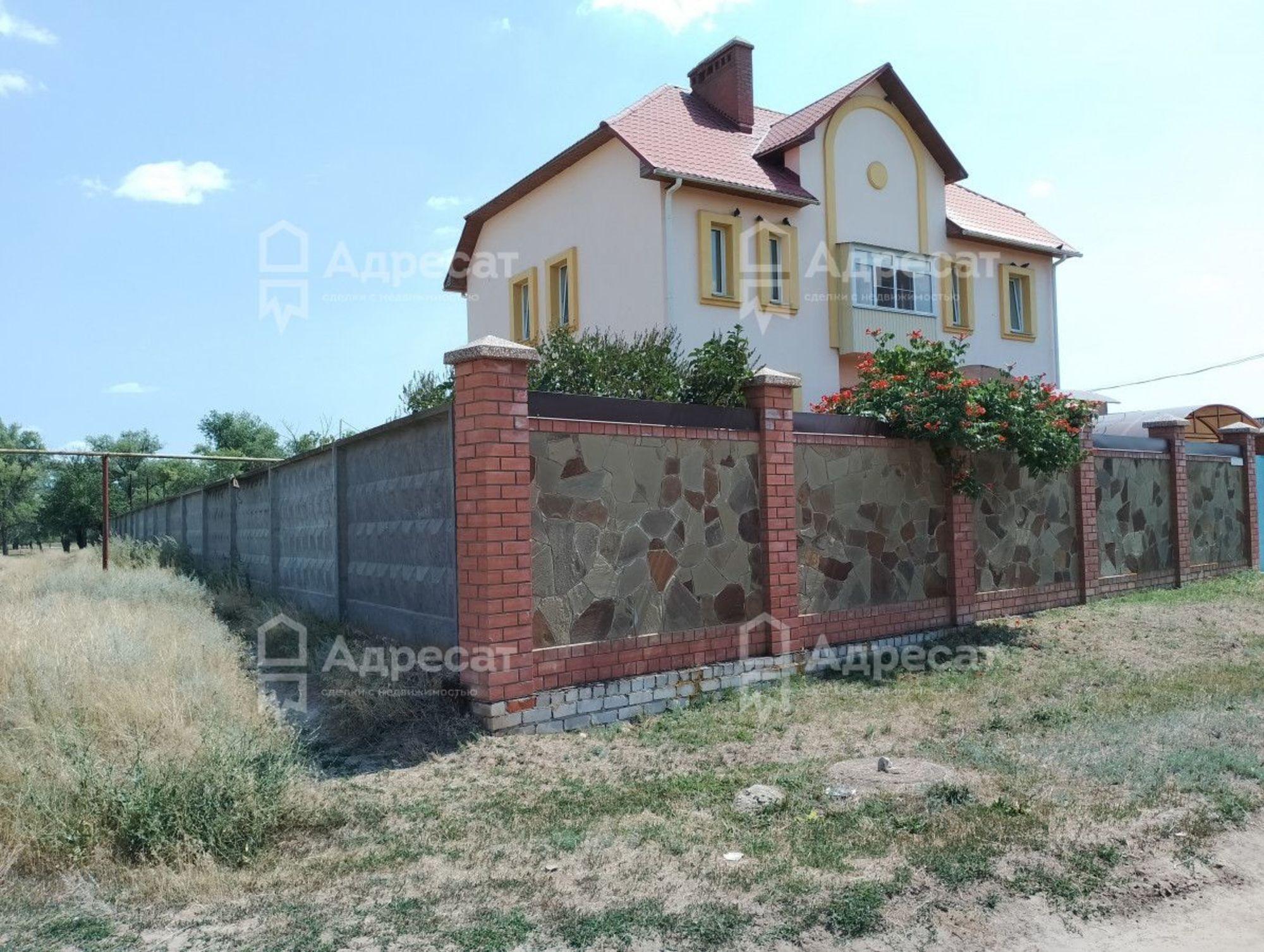Купить дачу, дом, коттедж за 19 000 000 рублей на ул. Донская