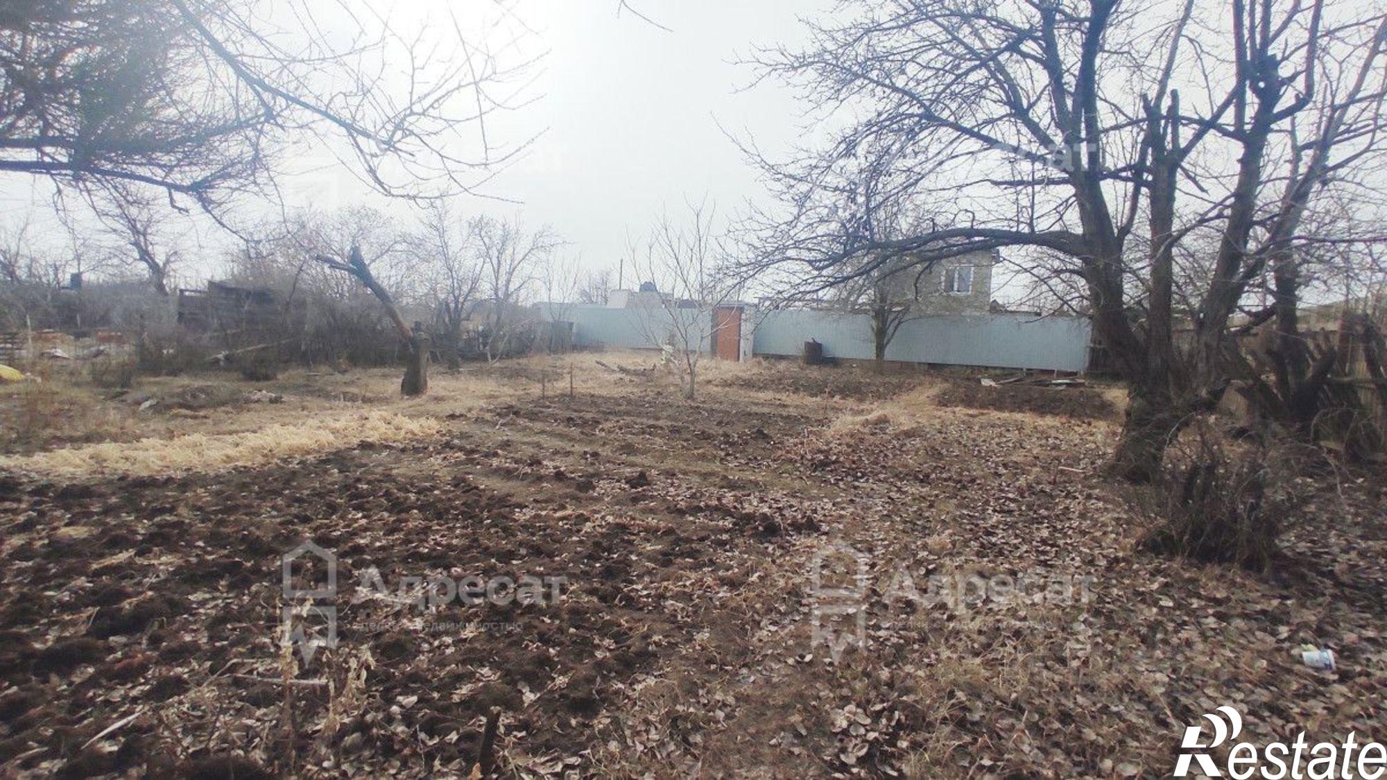 Купить дачу, дом, коттедж за 250 000 рублей на г. Волжский, СНТ Здоровье химика, 23-я улица