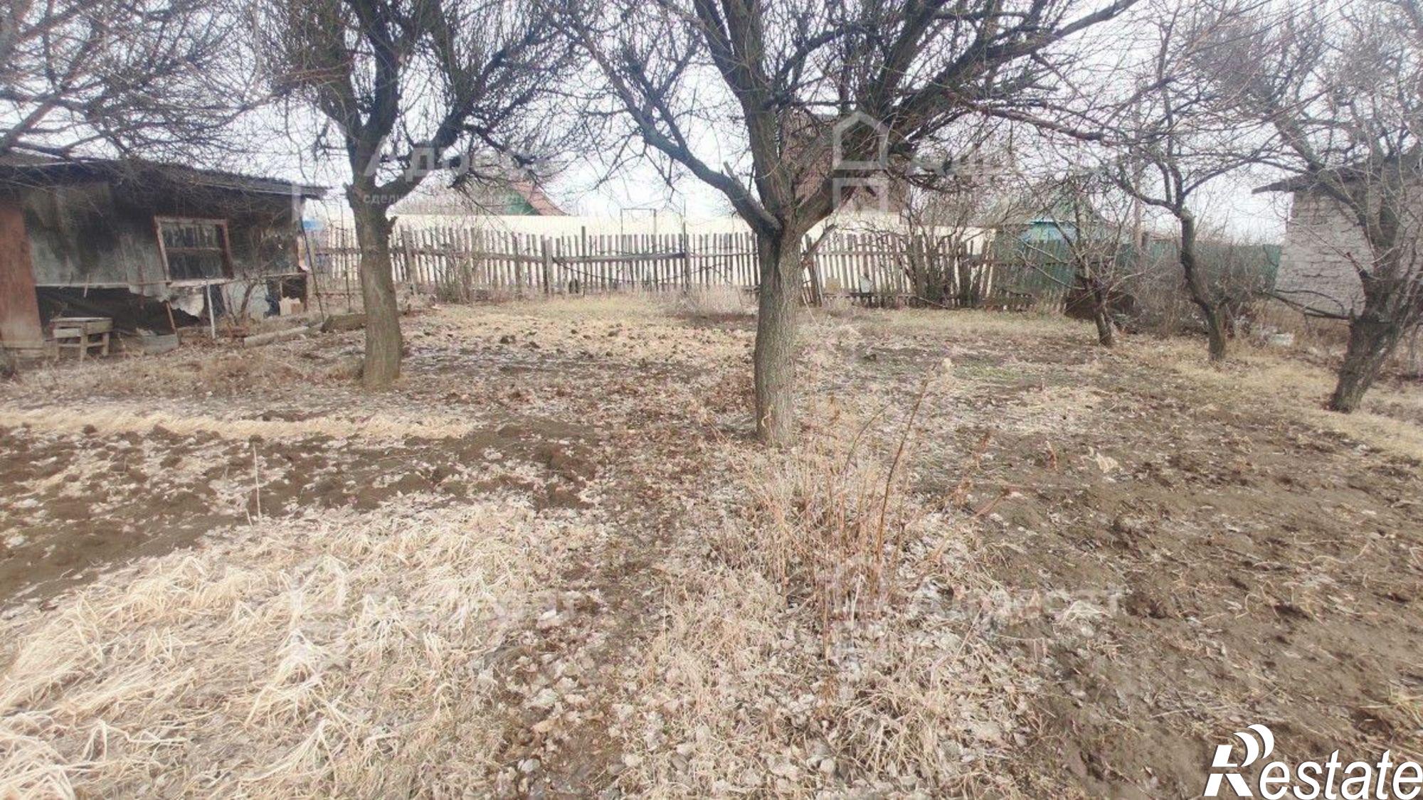 Купить дачу, дом, коттедж за 250 000 рублей на г. Волжский, СНТ Здоровье химика, 23-я улица