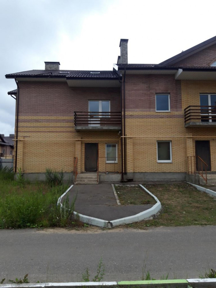 Коттедж/дом Окуловой ул, 73 к.1