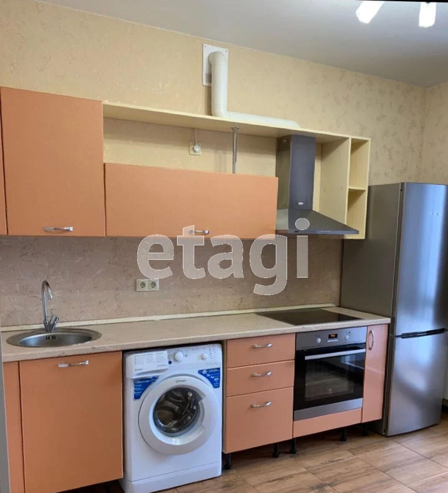 Сдать квартиру за 35 000 рублей на Красный Путь, 105/2