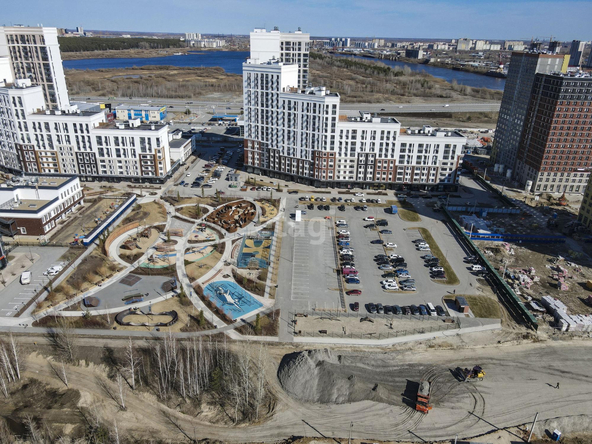Купить квартиру за 18 000 000 рублей на Пожарных и спасателей, 1
