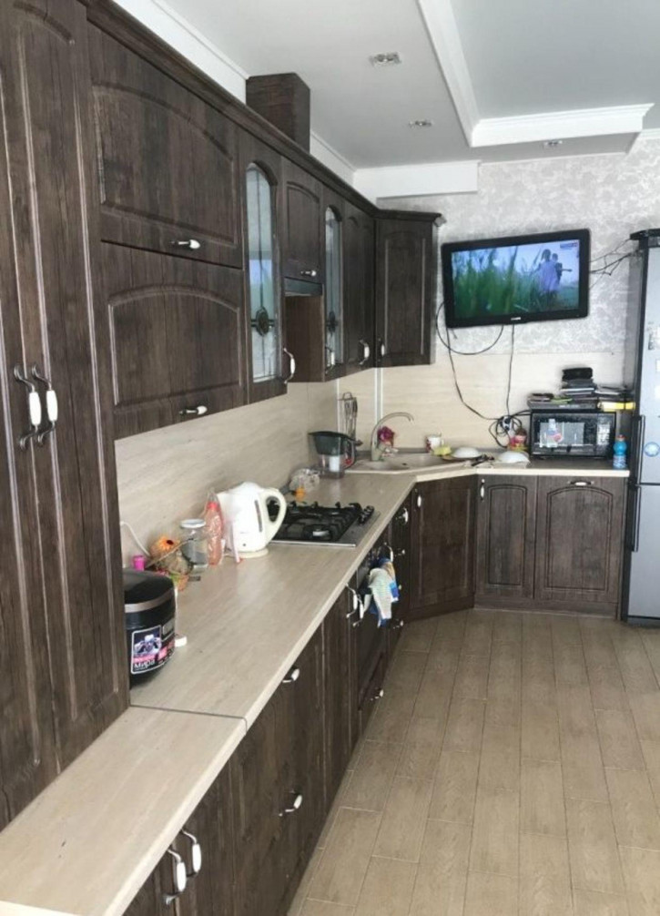 2-комн квартира Андреевская ул, 8