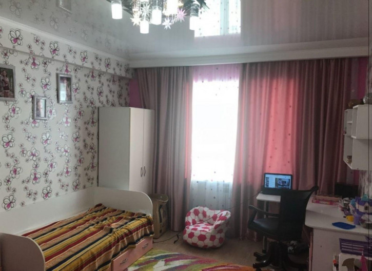 2-комн квартира Андреевская ул, 8