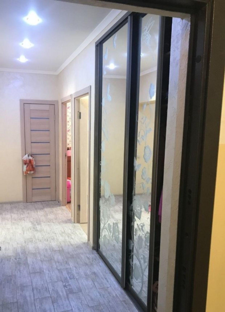 2-комн квартира Андреевская ул, 8
