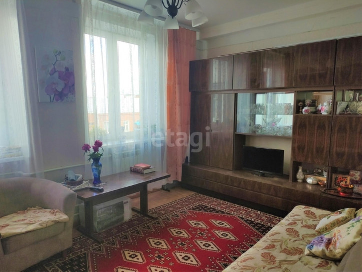 3-комн квартира улица Громобоя