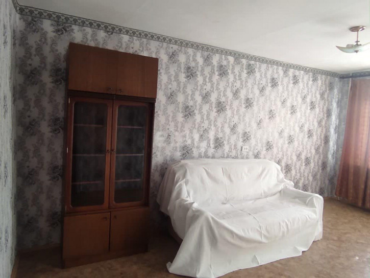 2-комн квартира Стальского, 3