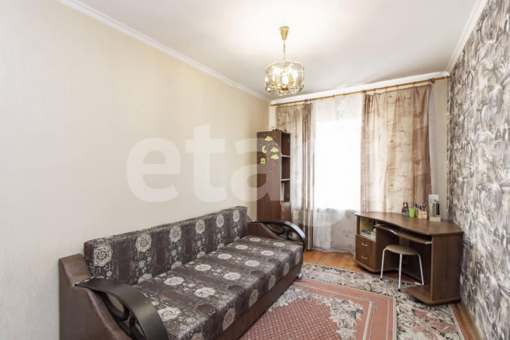 4-комн квартира Попова, 7