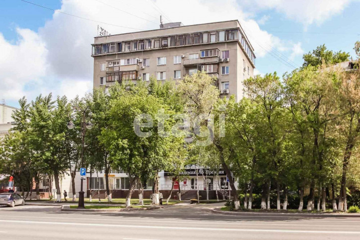 2-комн квартира Республики, 131