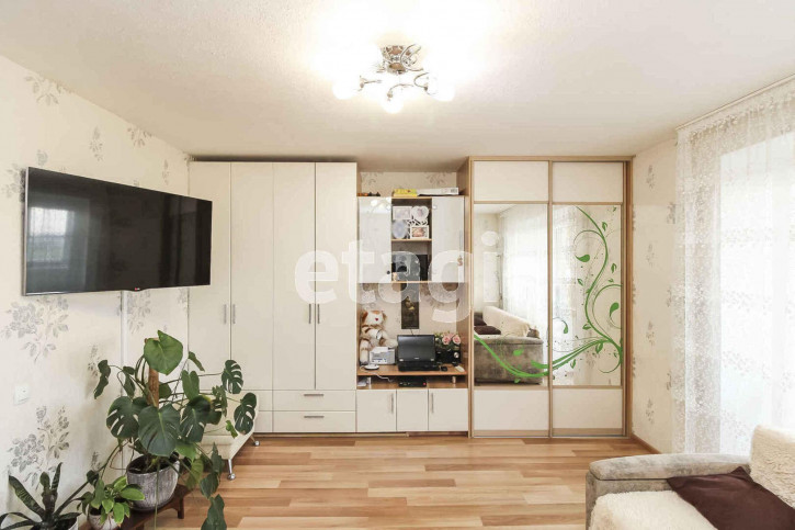 2-комн квартира Блюхера, 6