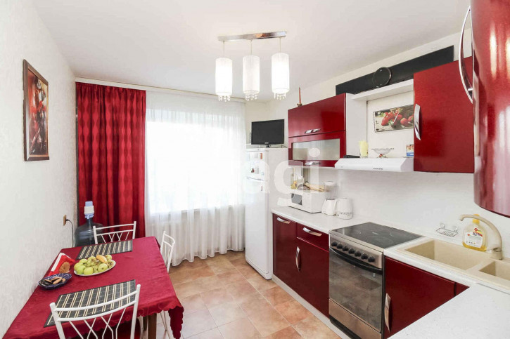2-комн квартира Блюхера, 6