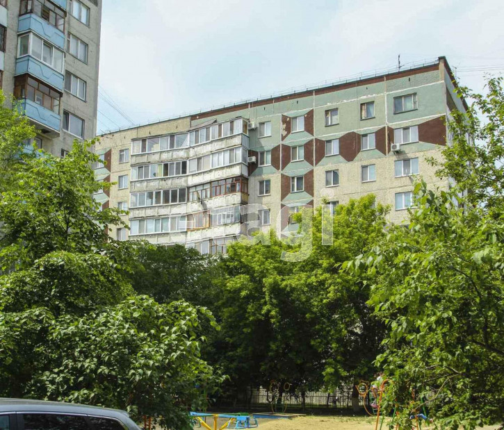 2-комн квартира 50 лет Октября, 21