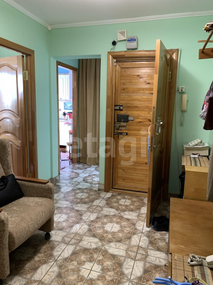 Комната Моторостроителей, 10