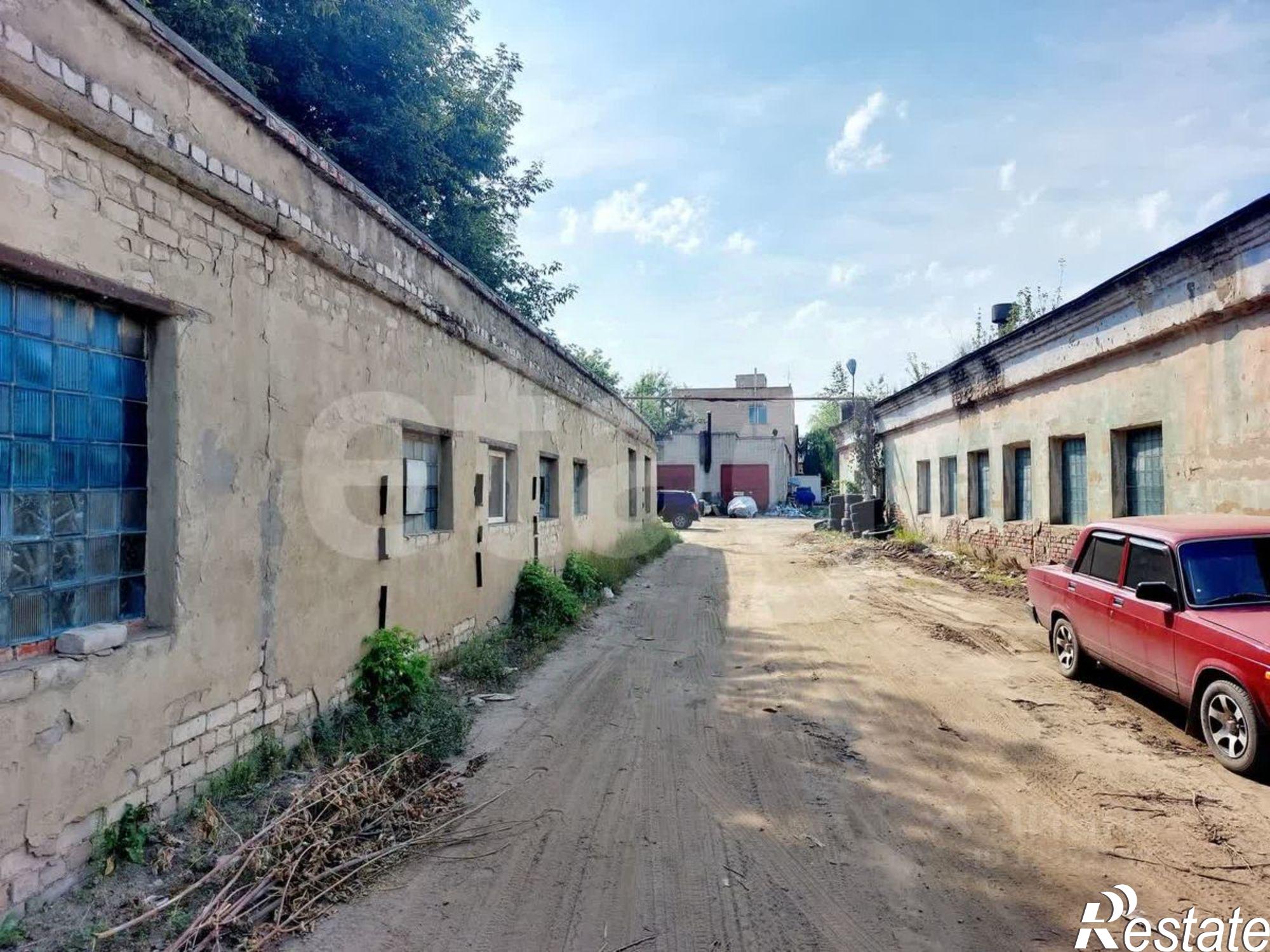 Сдать складское помещение за 49 451 рублей на ул Чичканова, 17