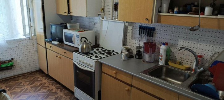 3-комн квартира Генерала Зимина ул, 6